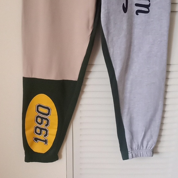 On Fire Color Block Sweatpants - Picture 3 of 5